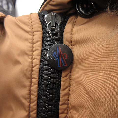 モンクレール　ダウン　ブラウン ブラウン Serrant ショートダウンジャケット : ショートダウン