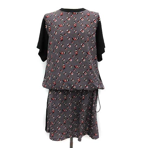 LOUIS VUITTON 黒 ミニワンピース 半袖 LOUIS VUITTON（ミニ