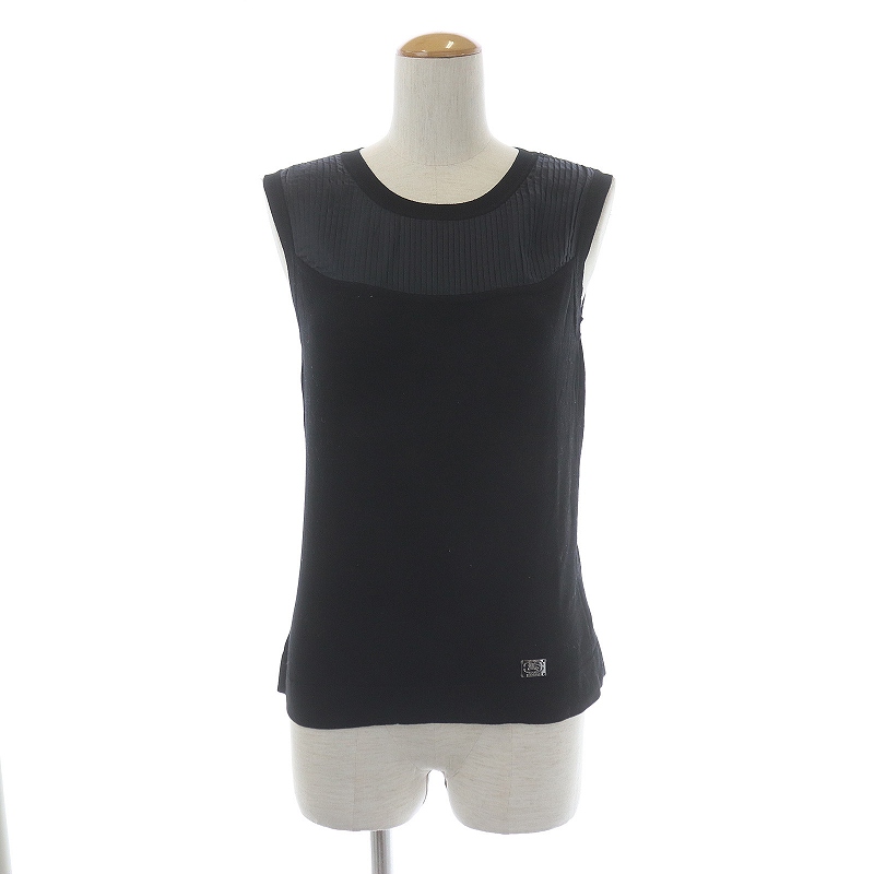 BURBERRY ブラック ノースリーブ セーター