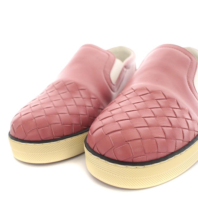 BOTTEGA VENETA●ボッテガヴェネタ●スリッポン● ボッテガ・ヴェネタ、スリッポンスニーカーの人気継続
