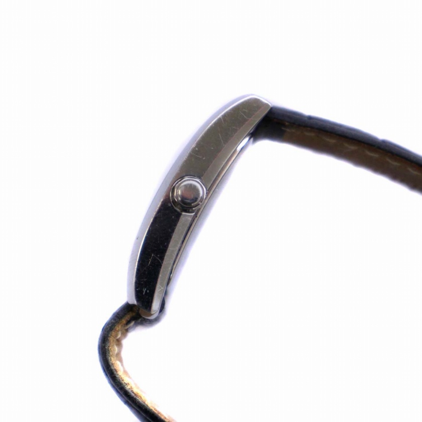 フェンディ FENDI 腕時計 アナログ クオーツ スクエア 黒文字盤 レザー  