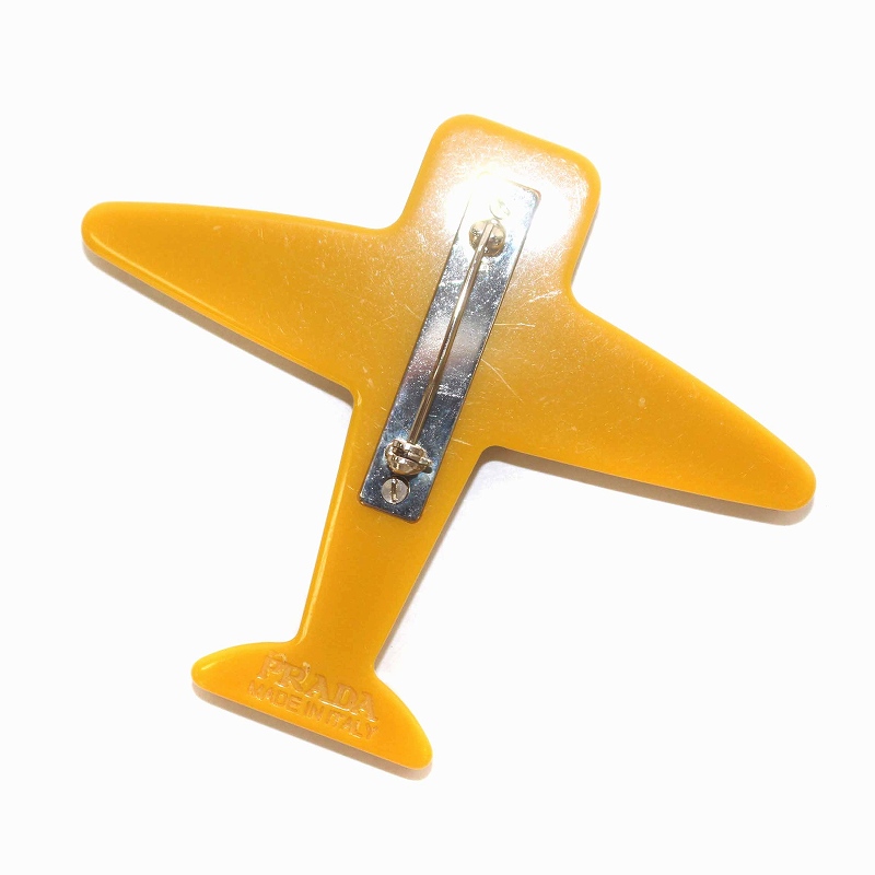 プラダ PRADA ブローチ ピンブローチ 飛行機 黄色 イエロー 緑