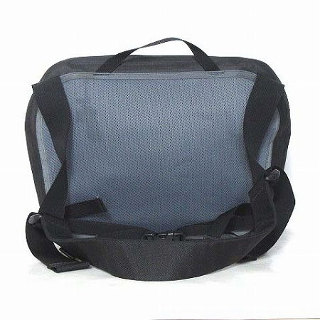 アークテリクス　ルラーナ10L　ARC'TERYX Lunara10 ARC'TERYX（アークテリクス）の「Arc'teryx 'Lunara 10