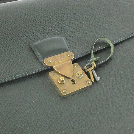 ルイヴィトン LOUIS VUITTON タイガ セルヴィエット クラド ブリーフ