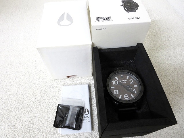 ニクソン NIXON THE 51-30 BLACK ビッグフェイス腕時計 木目調文字盤 