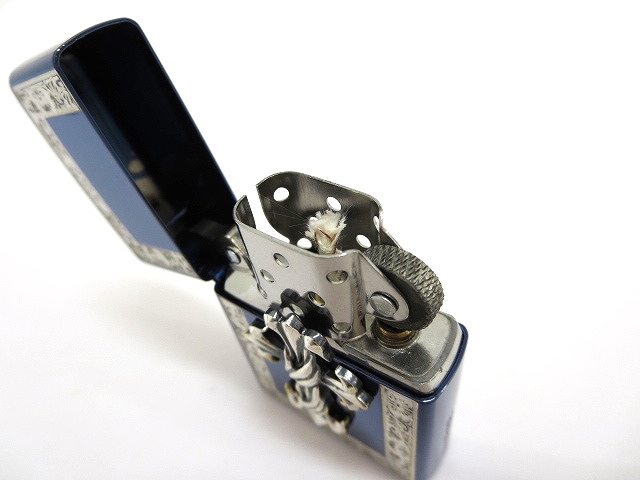 Zippo ライター 青 十字架デザイン Zippo ライター 青 十字架デザイン
