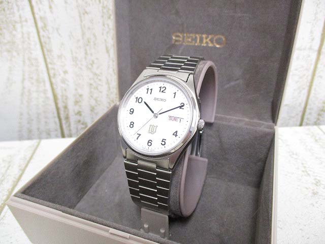 未使用品 セイコー SEIKO クロノス 5H23 腕時計 クォーツ 白 シルバー  