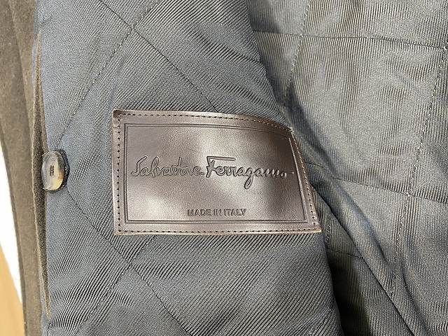 サルヴァトーレフェラガモ Salvatore Ferragamo ラクーンファー付 ウール ダッフルコート アウター こげ茶色 ダークブラウン サイズ48 メンズ △A5 095-202205270722 | ベクトルパーク サルヴァトーレフェラガモ Salvatore Ferragamo ラクーンファー付 ウール ダッフルコート アウター こげ茶色 ダークブラウン サイズ48 メンズ △A5 095-202205270722 | ベクトルパーク