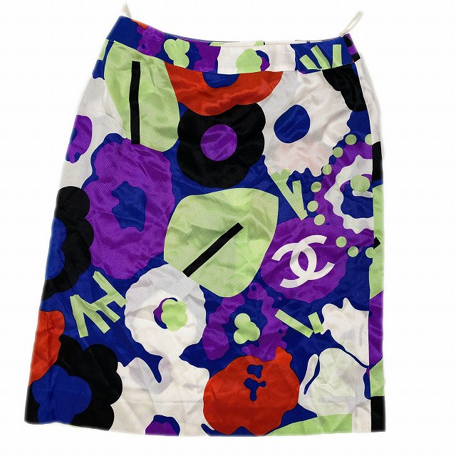 CHANEL ロゴプリント タイトスカート