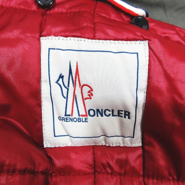 モンクレール グルノーブル ダウンジャケット ロゴワッペン ラクーン