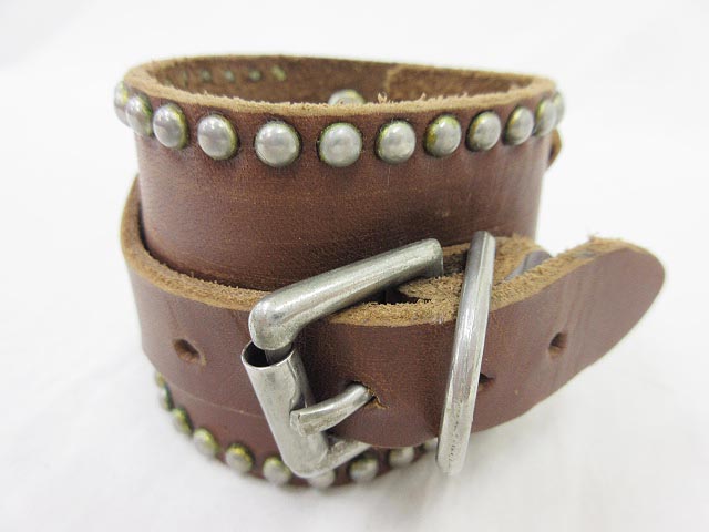 HTC 定番ブラックスタッズ付きバングル HTC 【エイチティーシー