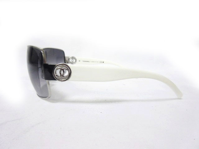 CHANEL サングラス ホワイトフレーム 4151 ^_^