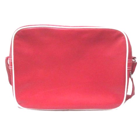 adidas 赤 ショルダーバッグ adidas（アディダス） ショルダーバッグ アディカラー クラシック