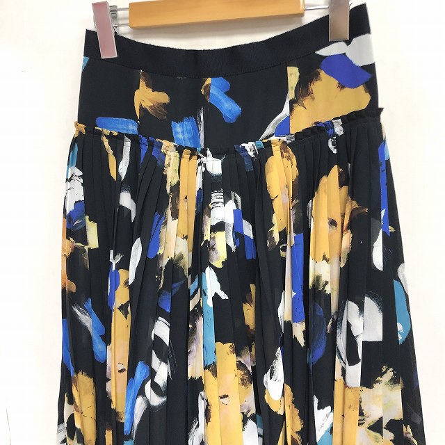 ポールスミスフラワープリントプリーツスカート