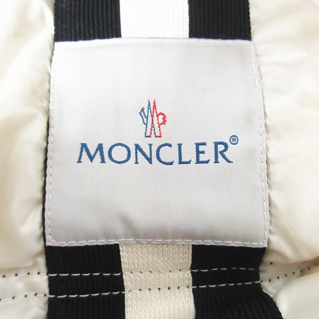 モンクレール MONCLER 45300 50 54078 クインシー QUINCY ダウンジャケット コート ブルゾン 羽織り 上着 ナイロン スナップボタン ワンポイント ロゴワッペン フード付 ブラック 黒 小さいサイズ 00 XXS相当 IBO22 0424 レディース