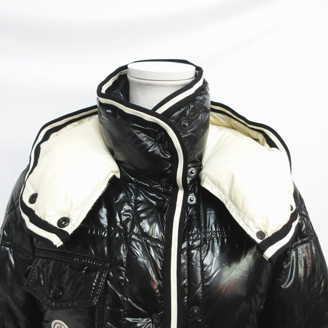 モンクレール MONCLER 45300 50 54078 クインシー QUINCY ダウンジャケット コート ブルゾン 羽織り 上着 ナイロン スナップボタン ワンポイント ロゴワッペン フード付 ブラック 黒 小さいサイズ 00 XXS相当 IBO22 0424 レディース