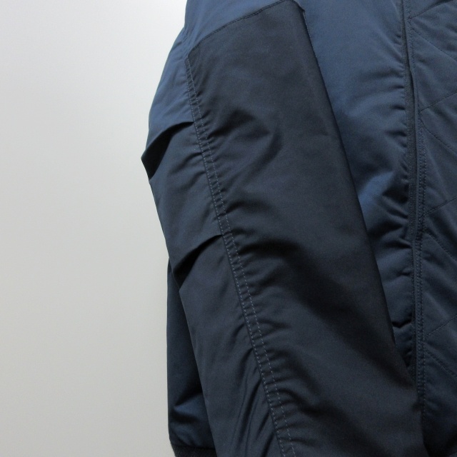 現行　ラコステ リブキルティング ボンバージャケット　　紺L相当 ✨美品✨現行ラコステ リブキルティング ボンバージャケット 紺L