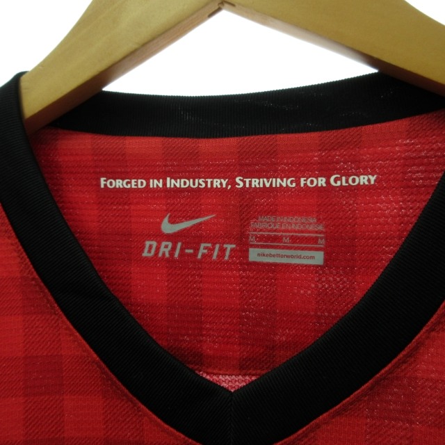 即日配送 Nike サイン入り レッドチェック柄 サッカーシャツ 即日配送 Nike サイン入り レッドチェック柄 サッカーシャツ