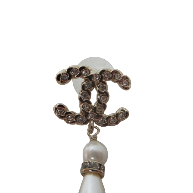 シャネル CHANEL 美品 A21 アシンメトリー フェイクパール×ココマーク 