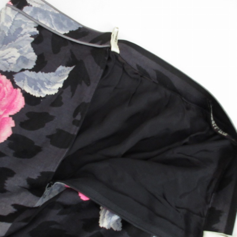 す*れ様 【美品‼︎】LEONARD レオナール スカート 花柄 黒地 L LEONARD レオナール スカート 花柄 黒 ピンク レオナール