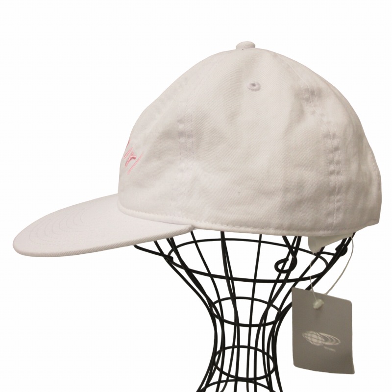 【新品、未開封】pium ロゴビジュースタッズベレー帽 ホワイト 新品、未開封】pium ロゴビジュースタッズベレー帽 ホワイト