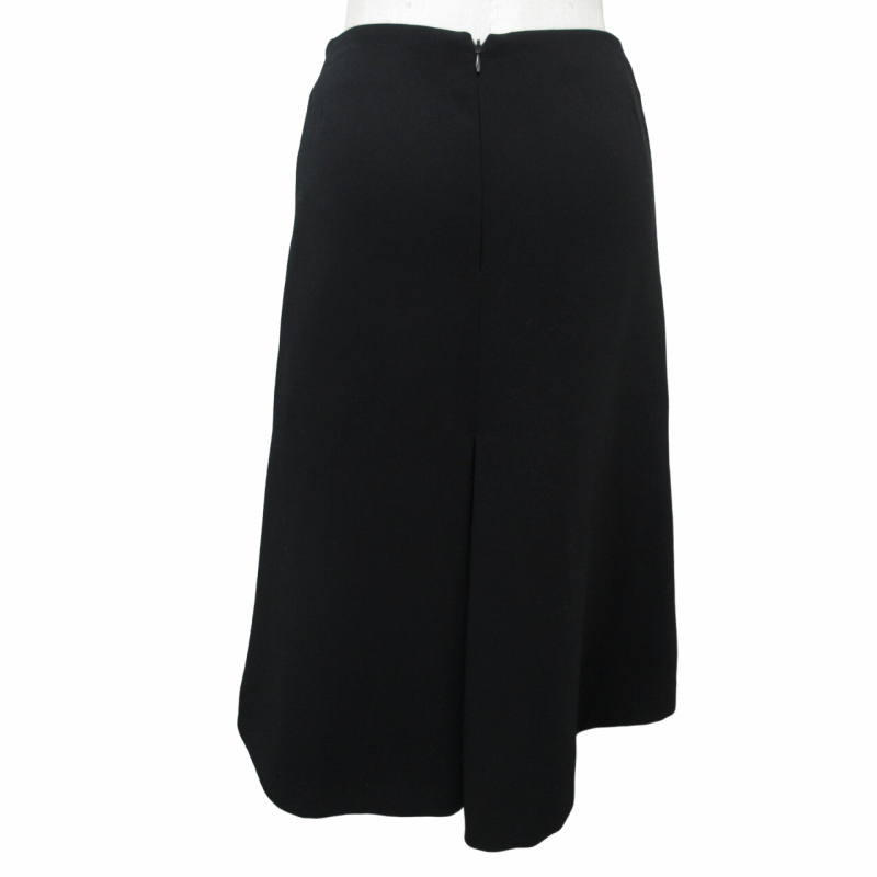 イタリア製羊革スカート 美品 美品】FENDI タイトスカート 38サイズ 黒