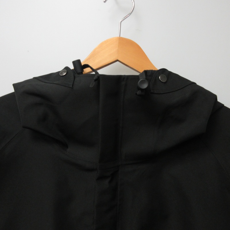 Marmot Mens Mammoth Gore-Tex Parka | BLACK/FLAME – Paragon Sports