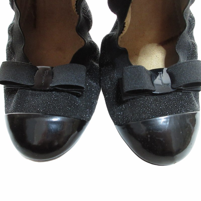 サルヴァトーレフェラガモ Salvatore Ferragamo エナメル ヴァラリボン