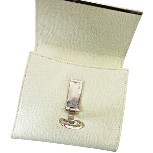 サルヴァトーレフェラガモ Salvatore Ferragamo ガンチーニ 二つ折り