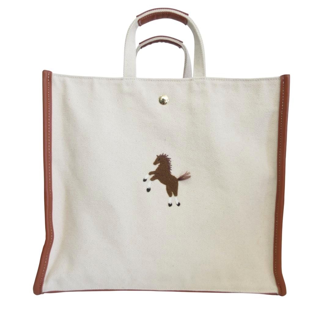 セブンテンバイミホカワヒト SEVEN TEN by MIHO KAWAHITO お馬さん