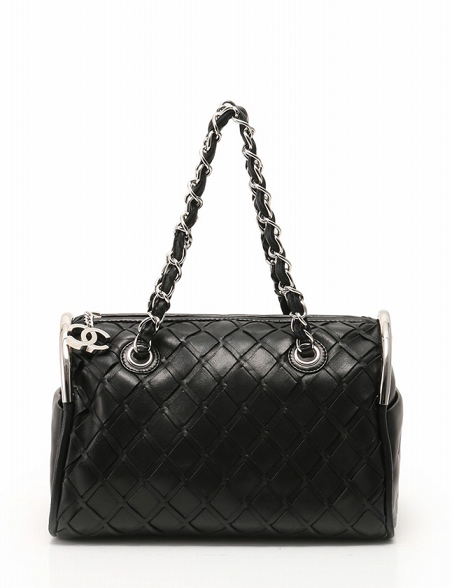 シャネル CHANEL マトラッセ ハンドバッグ チェーン 黒 ブラック 