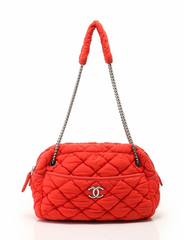 シャネル CHANEL ショルダーバッグ チェーン 赤 レッド バブルキルト 