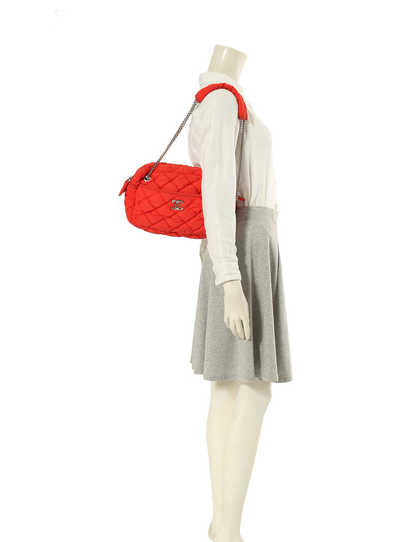 シャネル CHANEL ショルダーバッグ チェーン 赤 レッド バブル