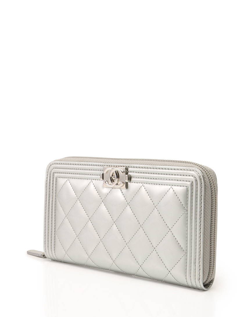 シャネル CHANEL 長財布 シルバー ラウンドファスナー 小物 エナメル 