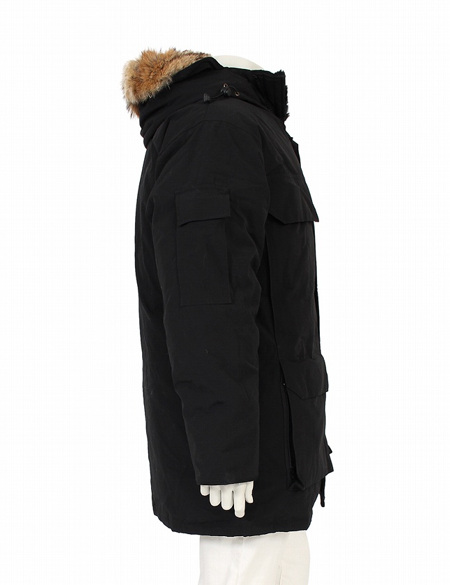 カナダグース CANADA GOOSE ダウンジャケット 黒 ブラック S P カナダグース CANADA GOOSE ダウンジャケット 黒 ブラック S P