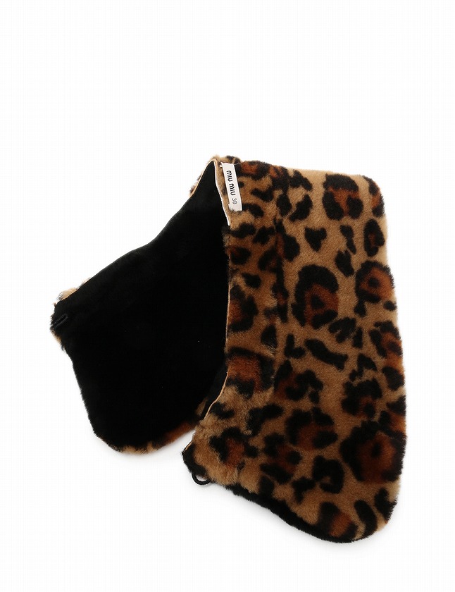 ミュウミュウ miumiu 付け襟 ティペット 小物 シープファー レオパード