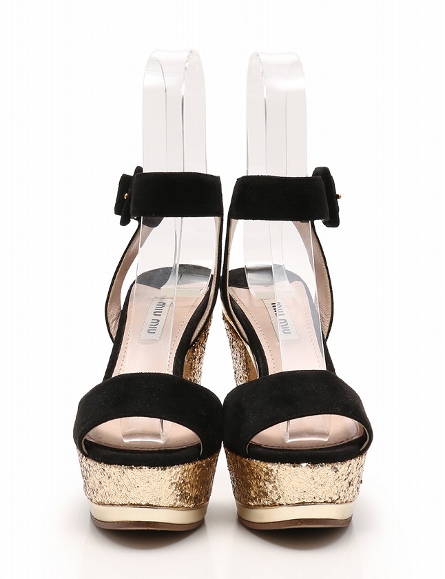 MIU MIU✩サンダル（黒） 袋・箱付き MIU MIU✩サンダル（黒） 袋・箱付き