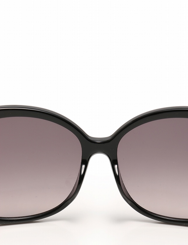 Chloé クロエ　サングラス ブラック クロエ CHLOE サングラス 黒 ダークグレー 小物 プラスチック オーバル