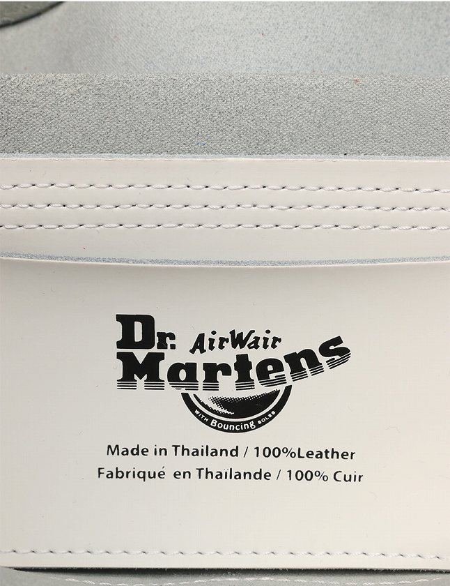 ドクターマーチン DR.MARTENS ショルダーバッグ ポシェット 白