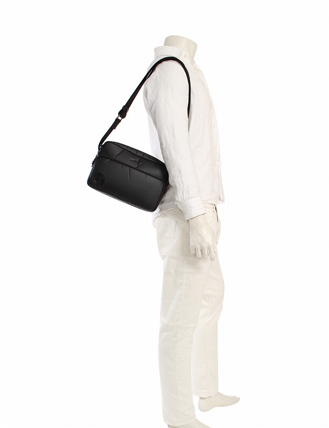 ハンティングワールド HUNTING WORLD ショルダーバッグ 黒 ブラック