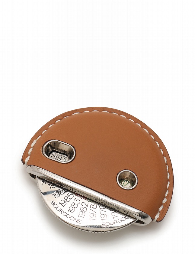 最大12 Offクーポン その他 ワイン評価表 タイユヴァン Taillevent エルメス Hermes レザー 中古 ブラウン系 シルバー ユニセックス 金属素材 その他 Les2noixelles Fr