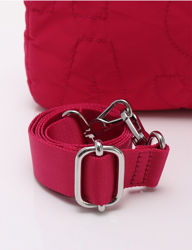 マークバイマークジェイコブス MARC by MARC JACOBS ビジネス