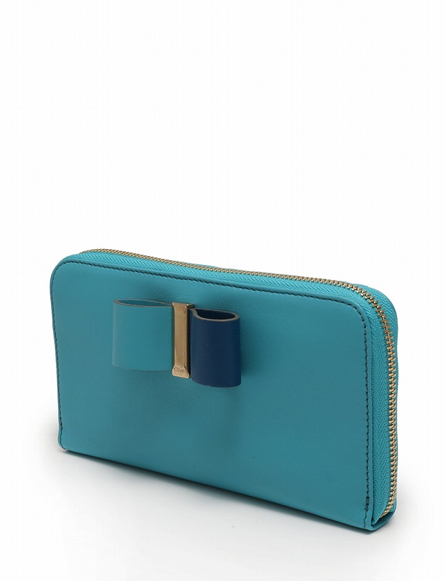 クロエ CHLOE 長財布 ラウンドファスナー 水色 ライトブルー 小物 