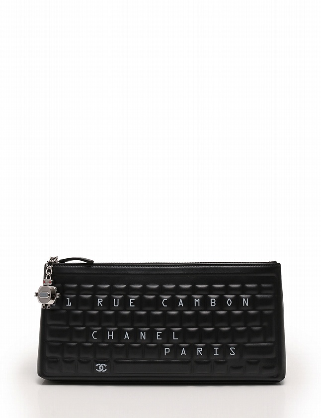 シャネル CHANEL クラッチバッグ キーボード 黒 ブラック シルバー 