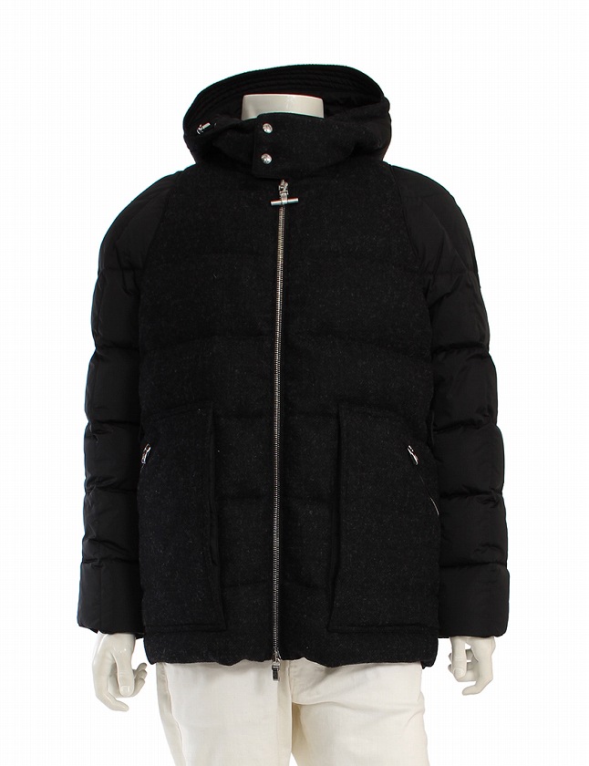 モンクレールガムブルー MONCLER GAMME BLEU ダウンジャケット 黒 