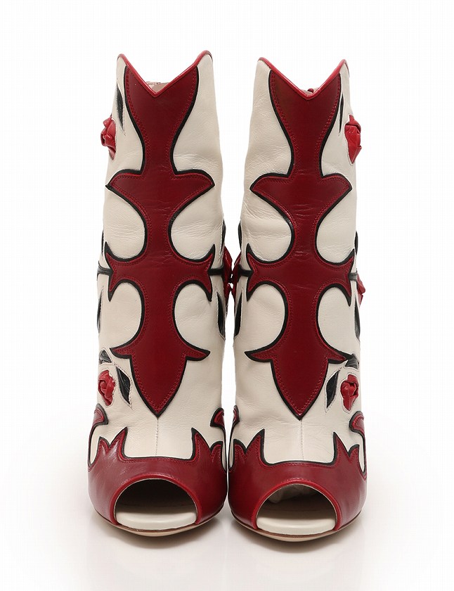 ミュウミュウ miumiu ショートブーツ ヒール 赤 白 黒 23cm ミュウミュウ miumiu ショートブーツ ヒール 赤 白 黒 23cm