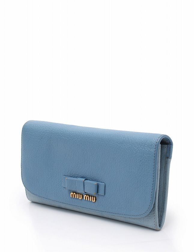 miu miu ライトブルー miu miu ライトブルー 二つ折り財布 miu MIUMIU