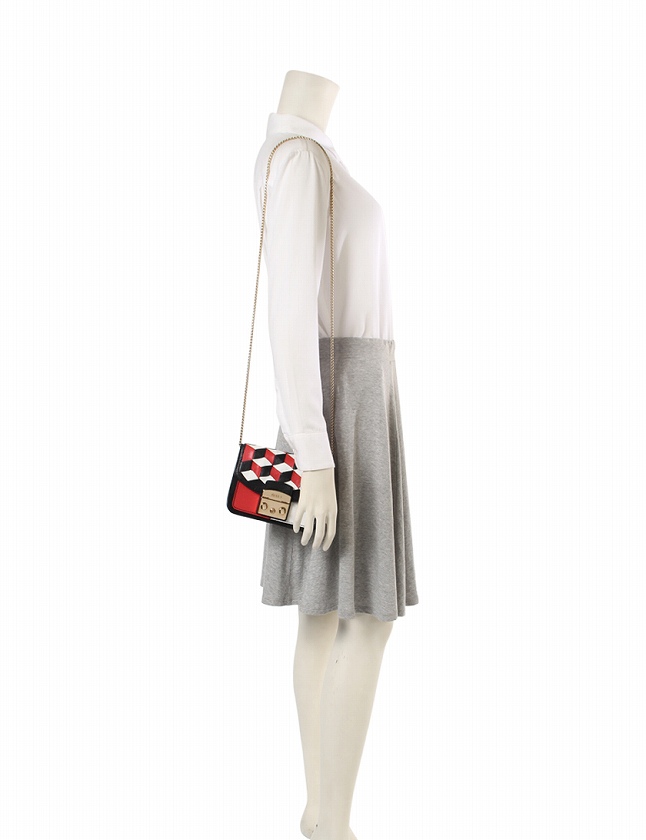 フルラ FURLA ショルダーバッグ ポシェット メトロポリス チェーン 赤 