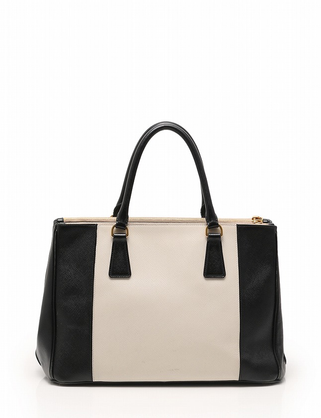 ◯PRADA プラダ ボーリングバッグ ハンドバッグ レザー 色 白 黒 ◯PRADA プラダ ボーリングバッグ ハンドバッグ レザー 色 白 黒