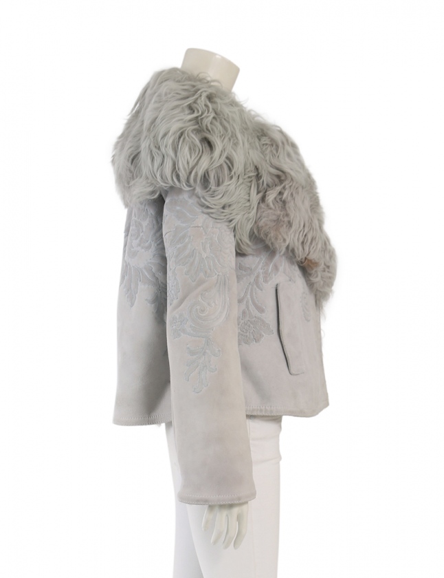 GUCCI 毛皮　ショートジャケット 2025年最新】GUCCI レディース 毛皮・ファーコートの人気アイテム